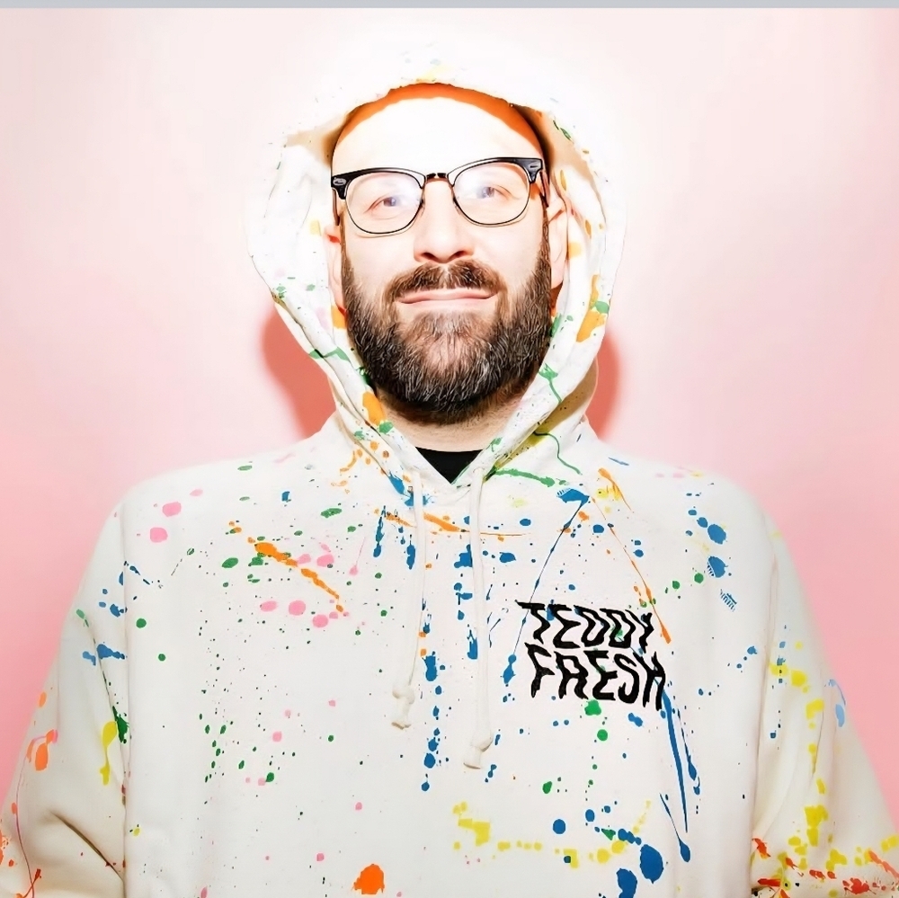 TEDDY FRESH PAINT SPLATTER HOODIE. SIZE MEDIUM.
